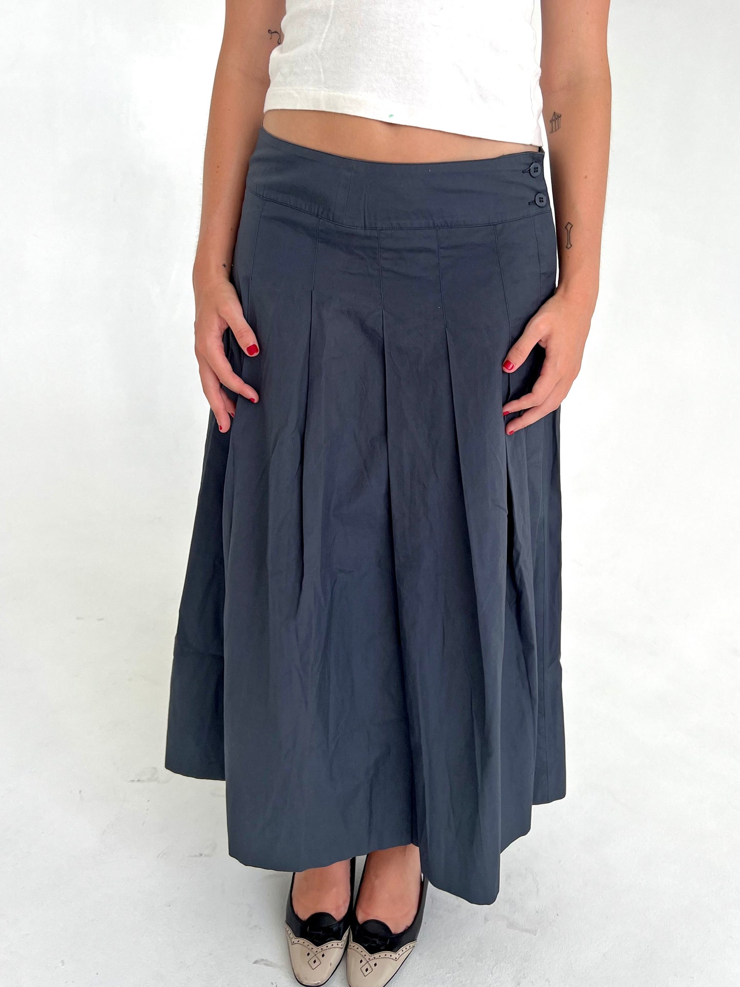 Agnes B pleated skirt
