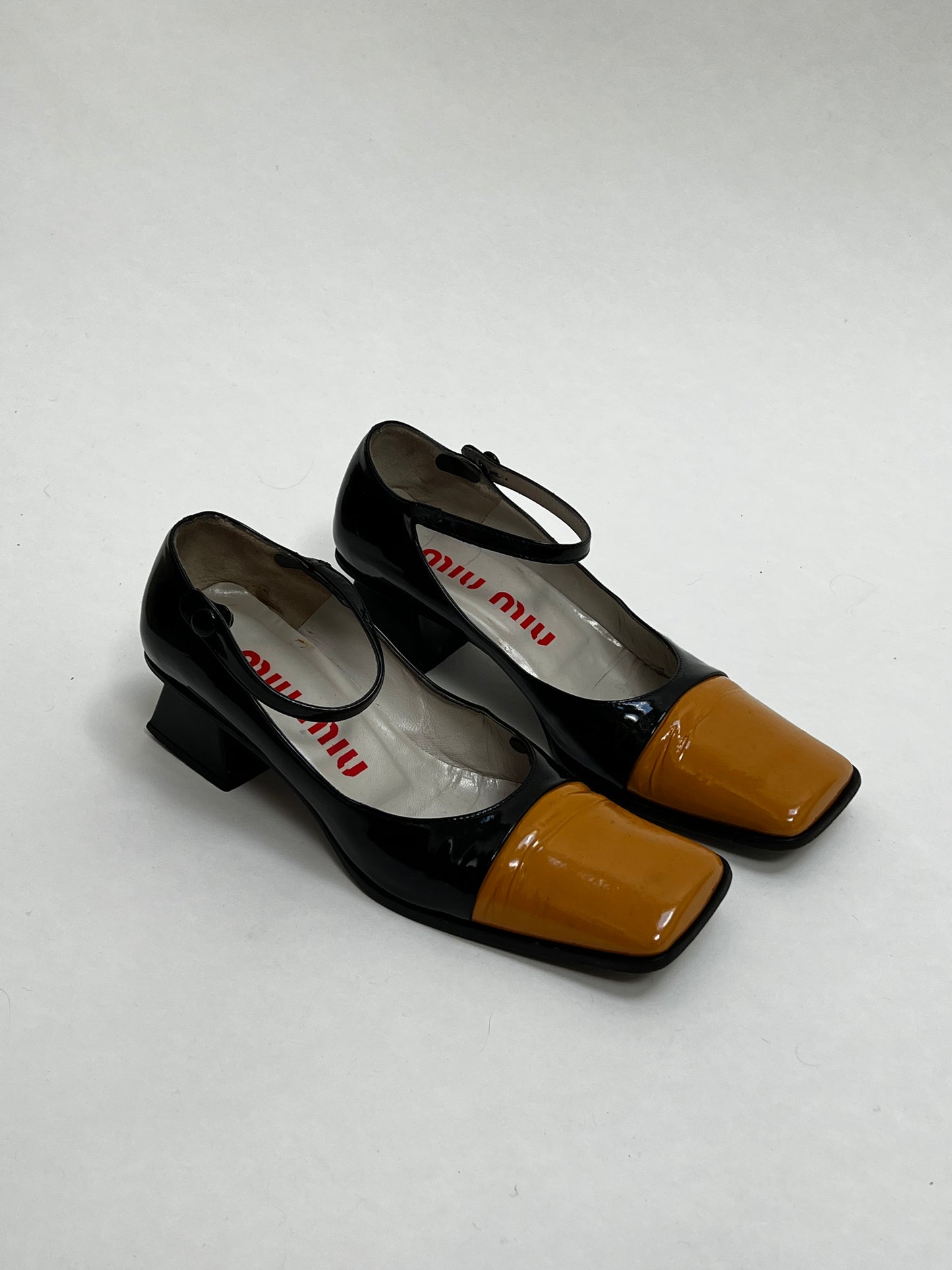 Miu Miu FW 1998 mary jane