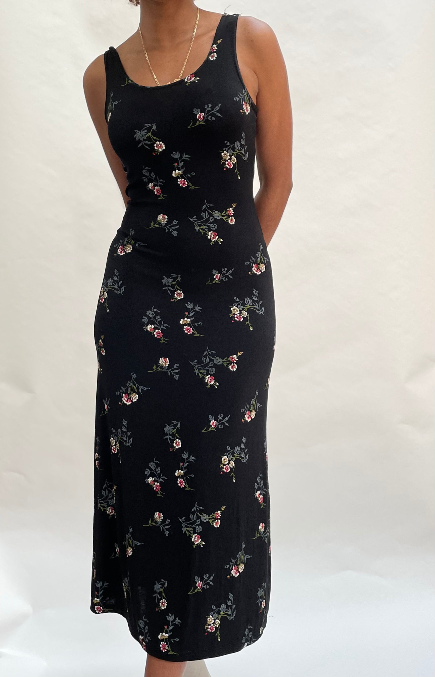 90s slinky floral dress Litttlesister 90s slinky floral dress Litttlesister