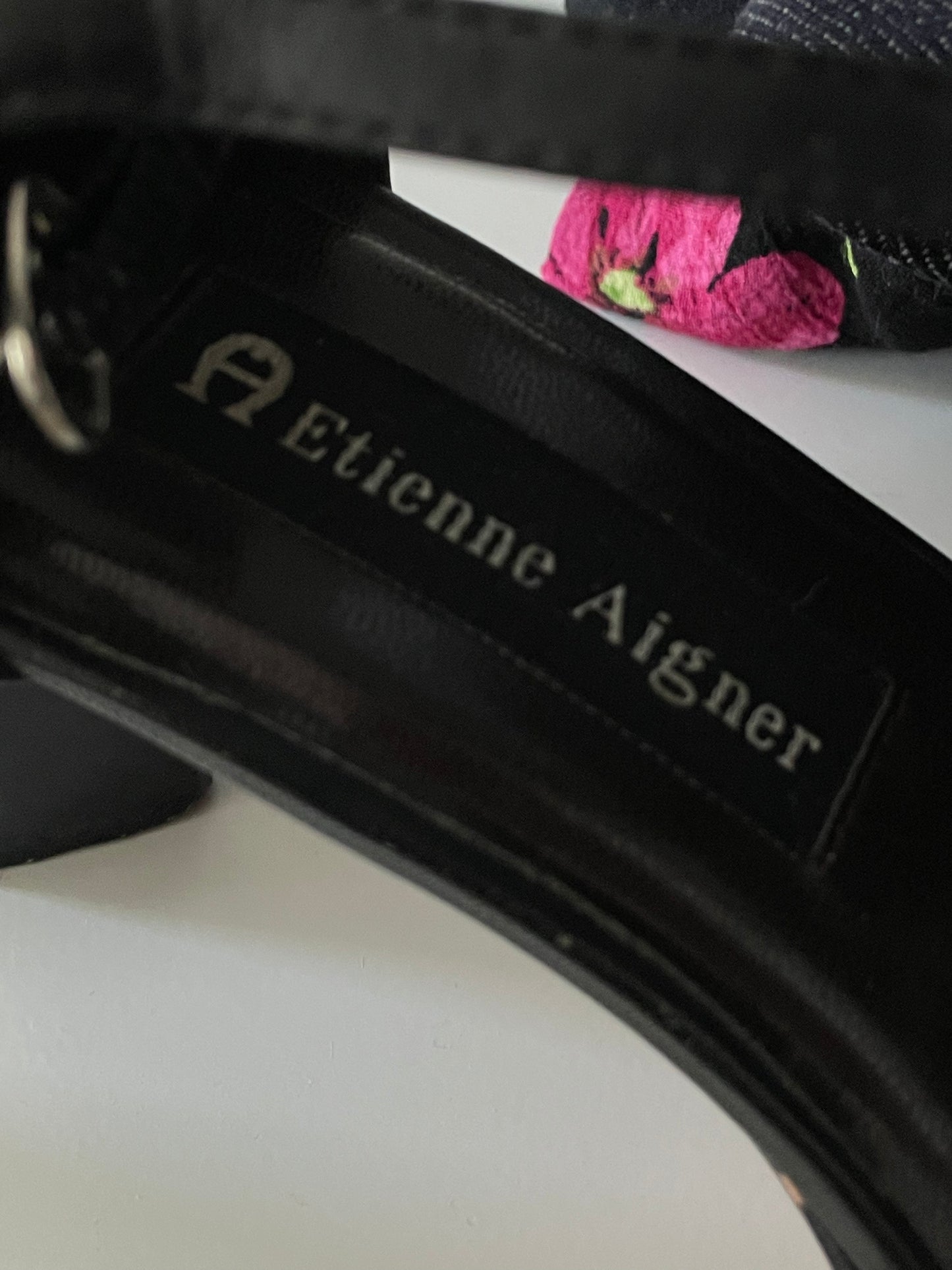 etienne aigner heels