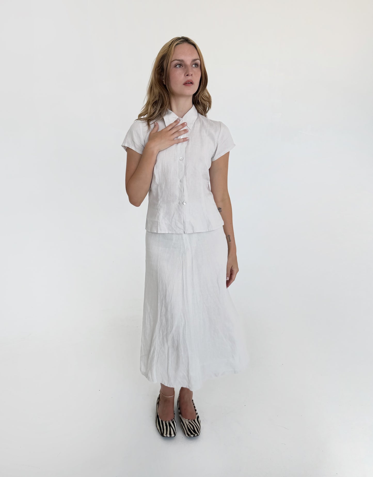 Agnes B set