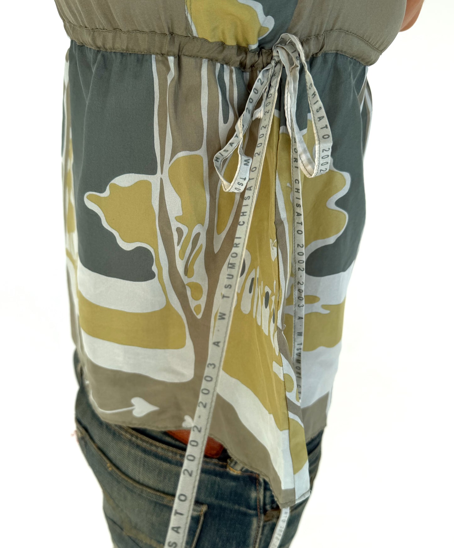 Tsumori Chisato Fall/ Winter 2002 top 𓃴