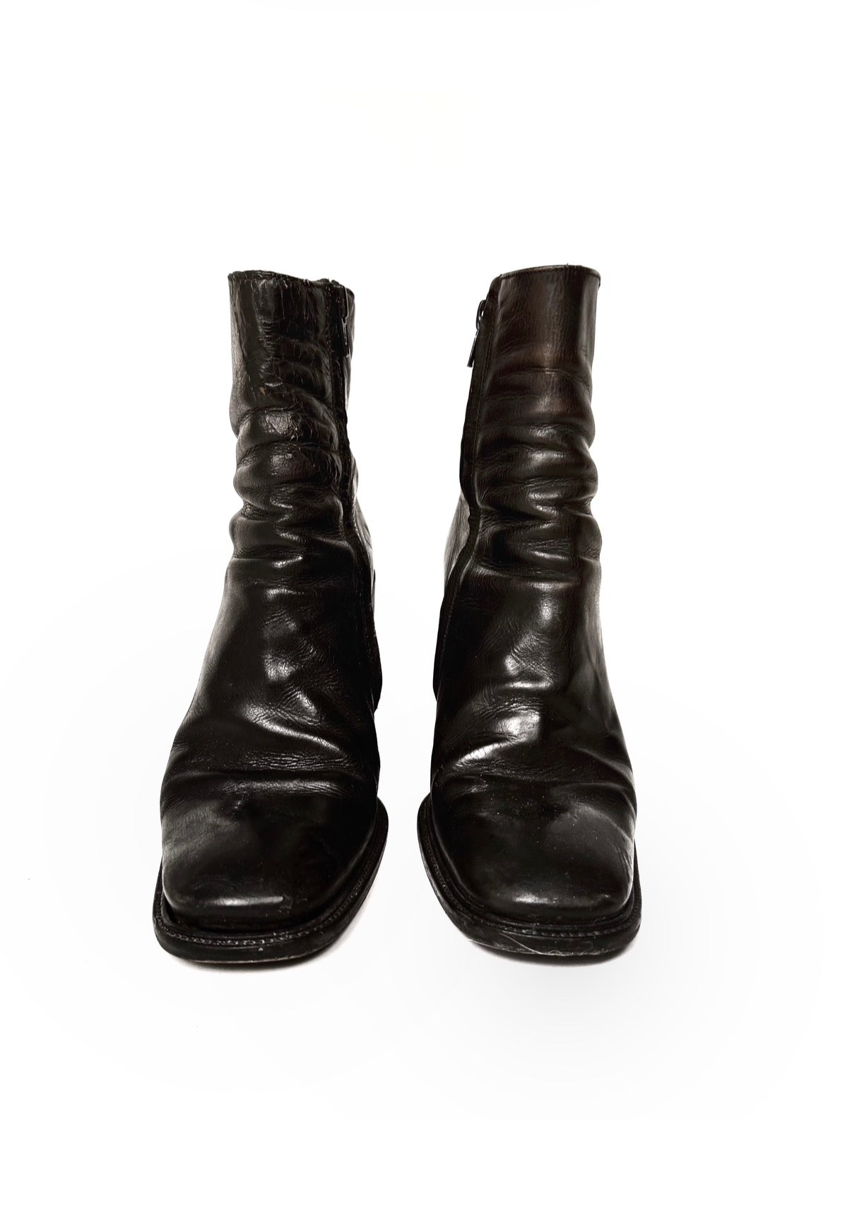 Freelance leather boots