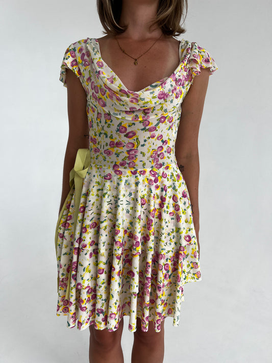 Vintage floral dress ۶ৎ