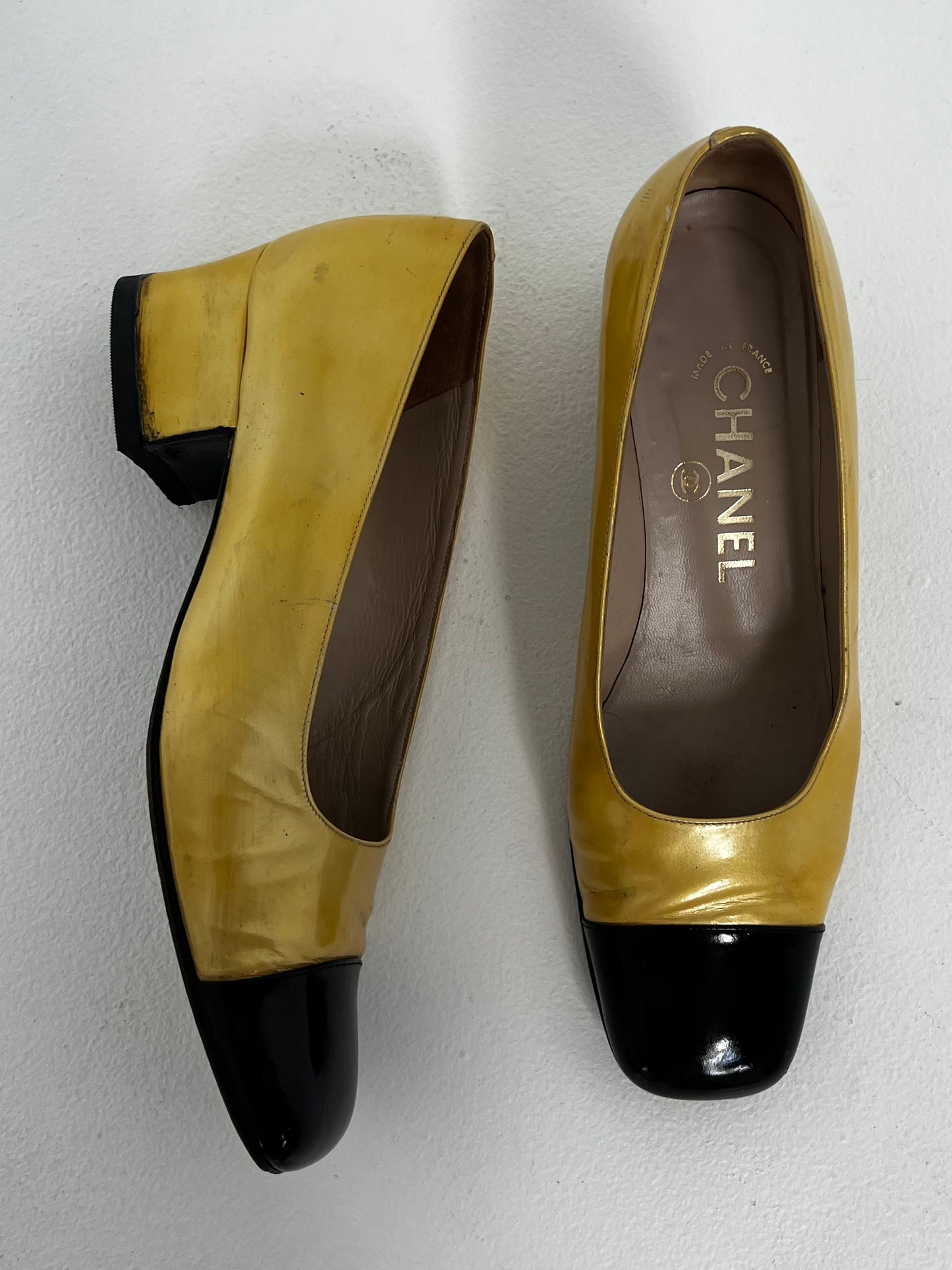 Chanel pump