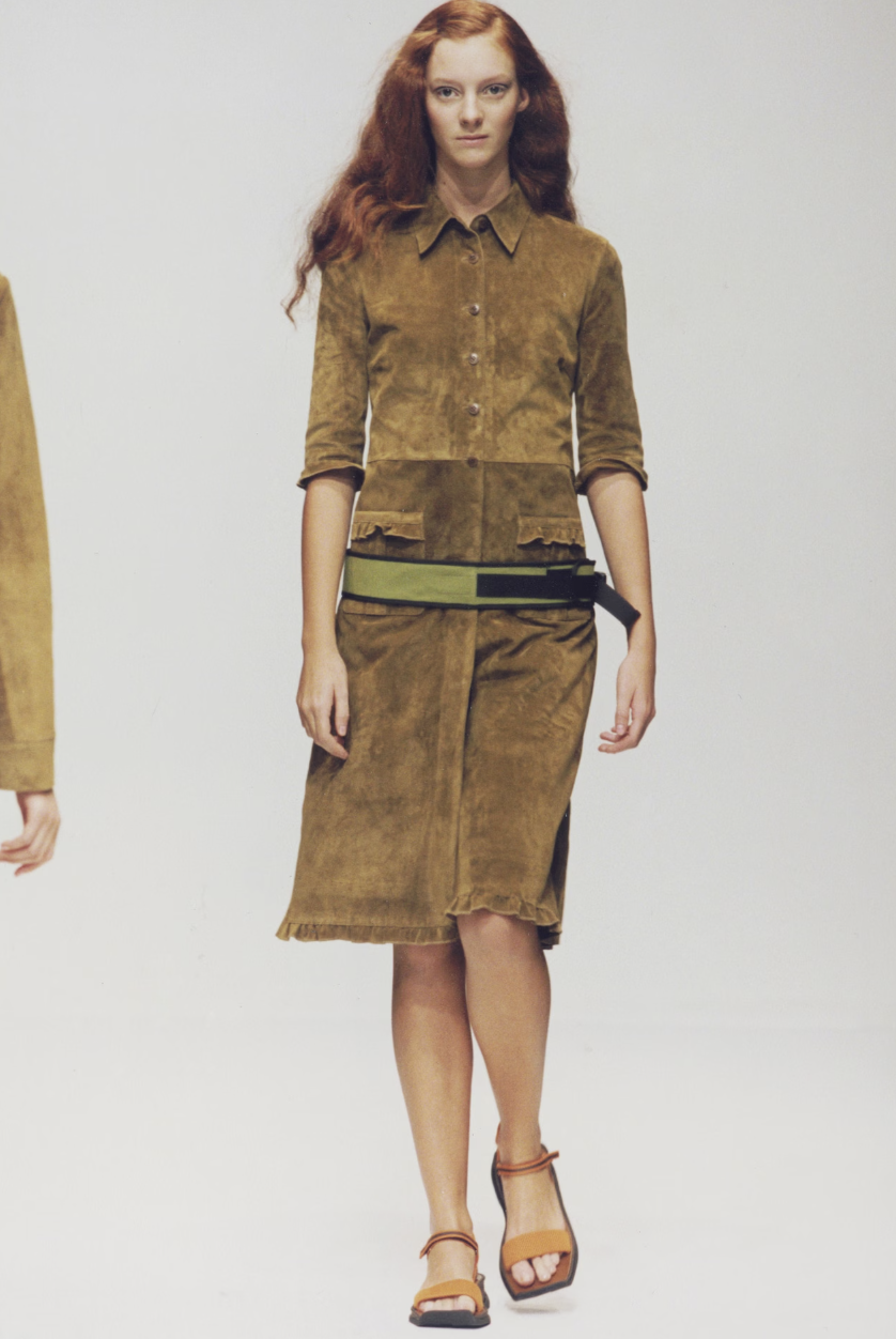 Miu Miu SS 1999 waist pouch – Litttlesister Miu Miu SS 1999 waist pouch – Litttlesister