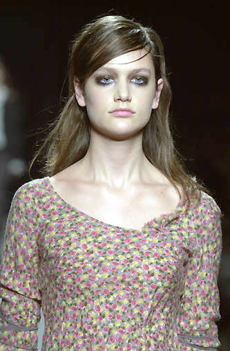 Philosophy di Alberta Ferretti Fall / Winter 2001 dress
