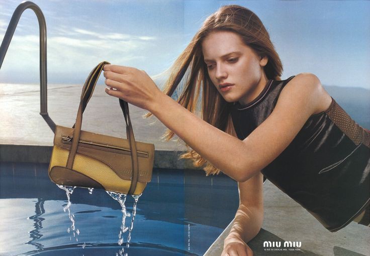 Miu Miu SS 2000 pink bag