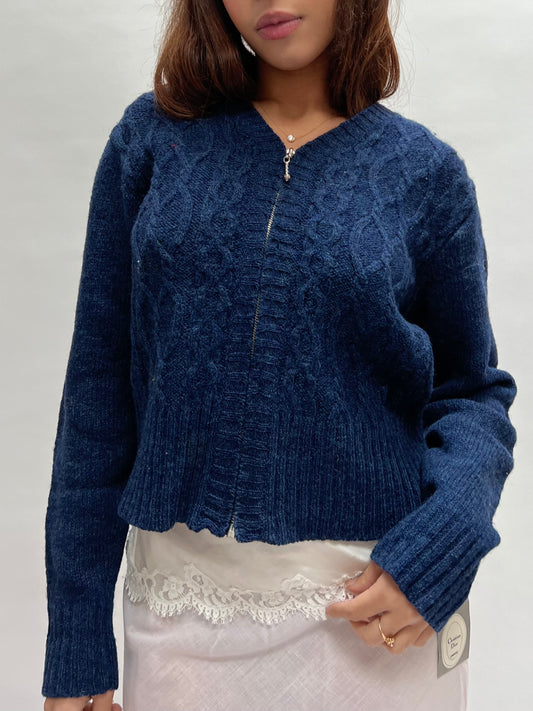 gap zip up sweater