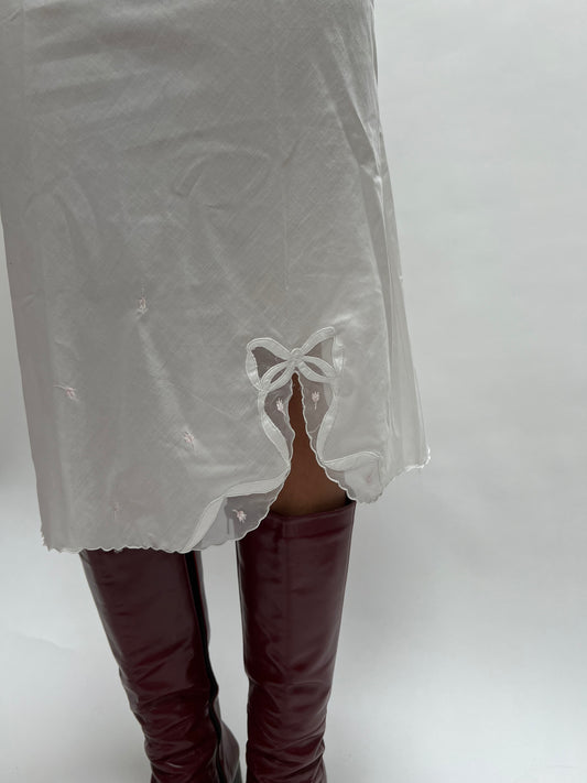white bow slip skirt