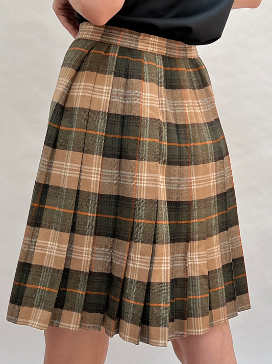 plaid buckle skirt